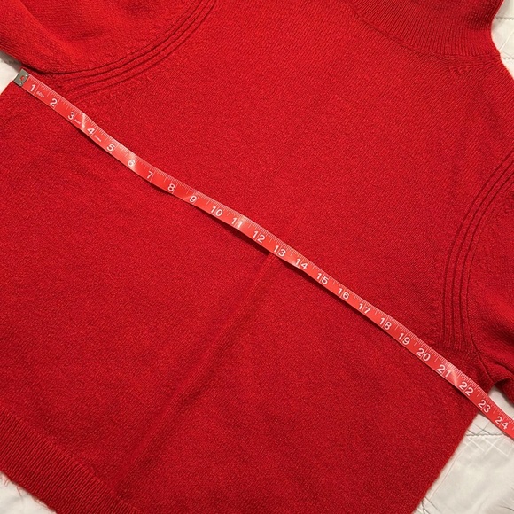 NWOT Red Turtleneck Sweater 😍 - Picture 14 of 15